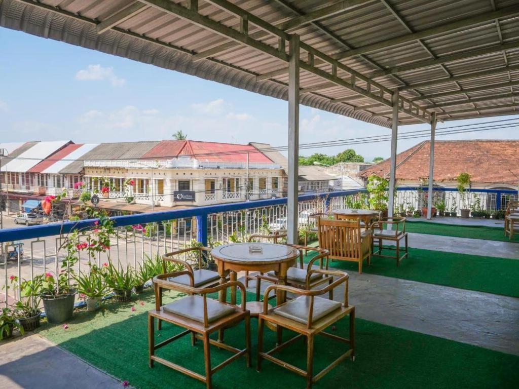 Kfg Guesthouse Thakhek Εξωτερικό φωτογραφία