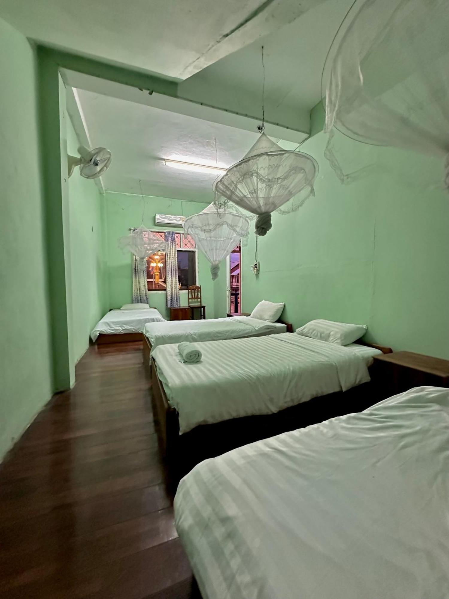 Kfg Guesthouse Thakhek Εξωτερικό φωτογραφία