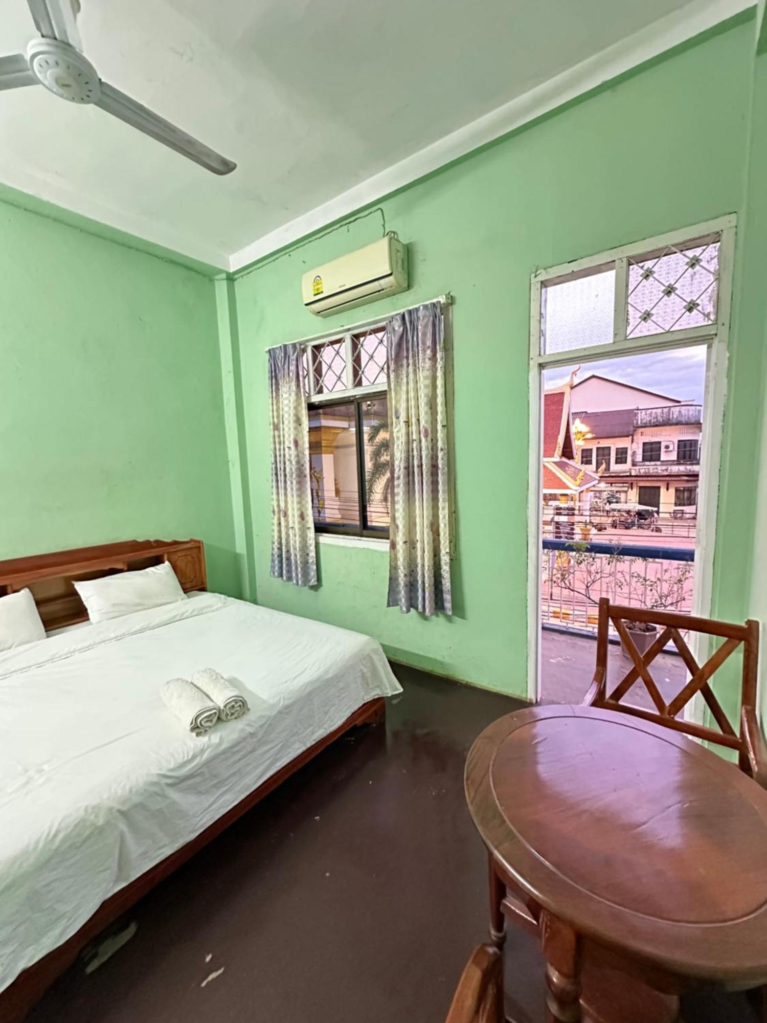 Kfg Guesthouse Thakhek Εξωτερικό φωτογραφία
